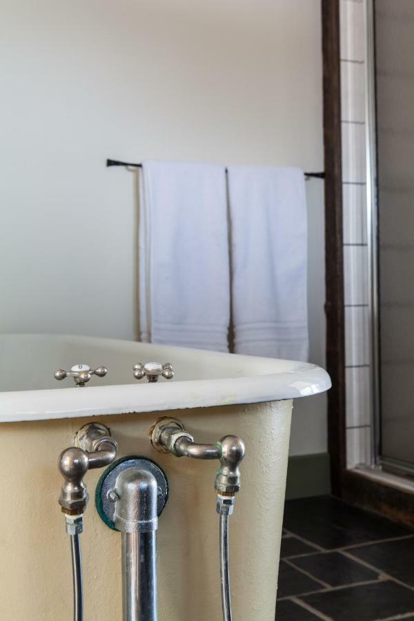 Bed and Breakfast Whitford House And Twin View Barn Addison Экстерьер фото