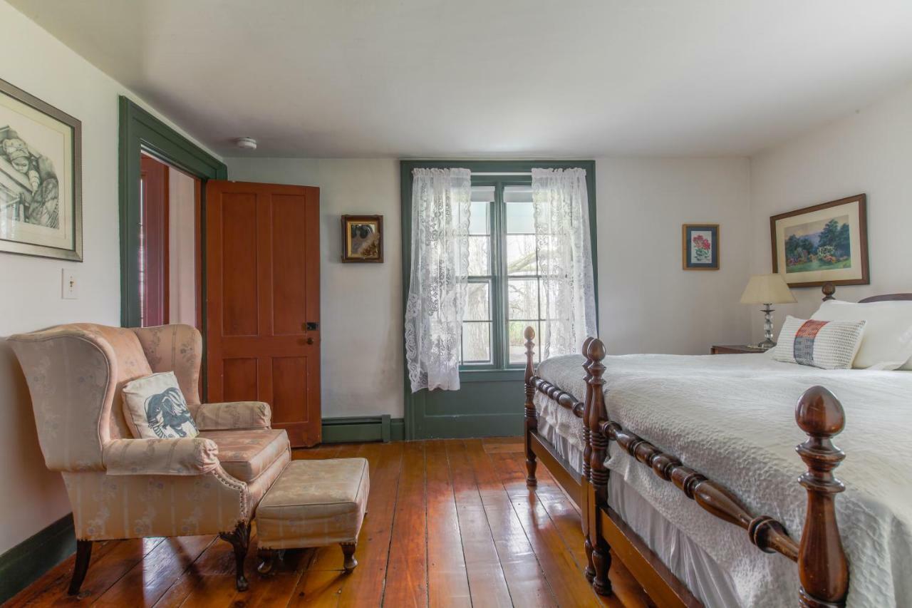 Bed and Breakfast Whitford House And Twin View Barn Addison Экстерьер фото